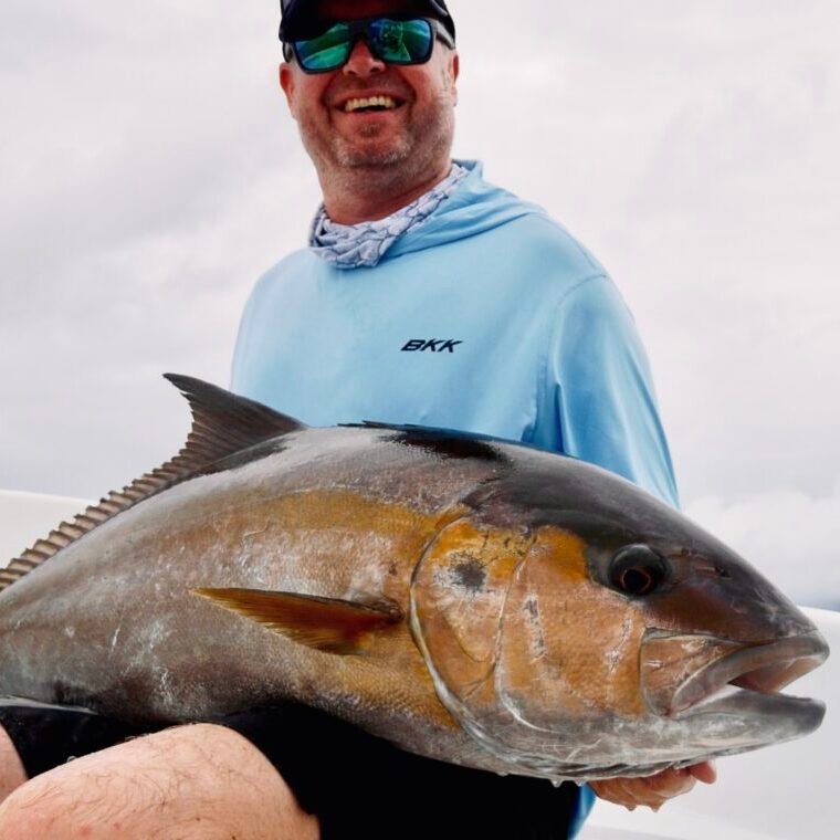 Fishing Panama Amberjack on jigging
