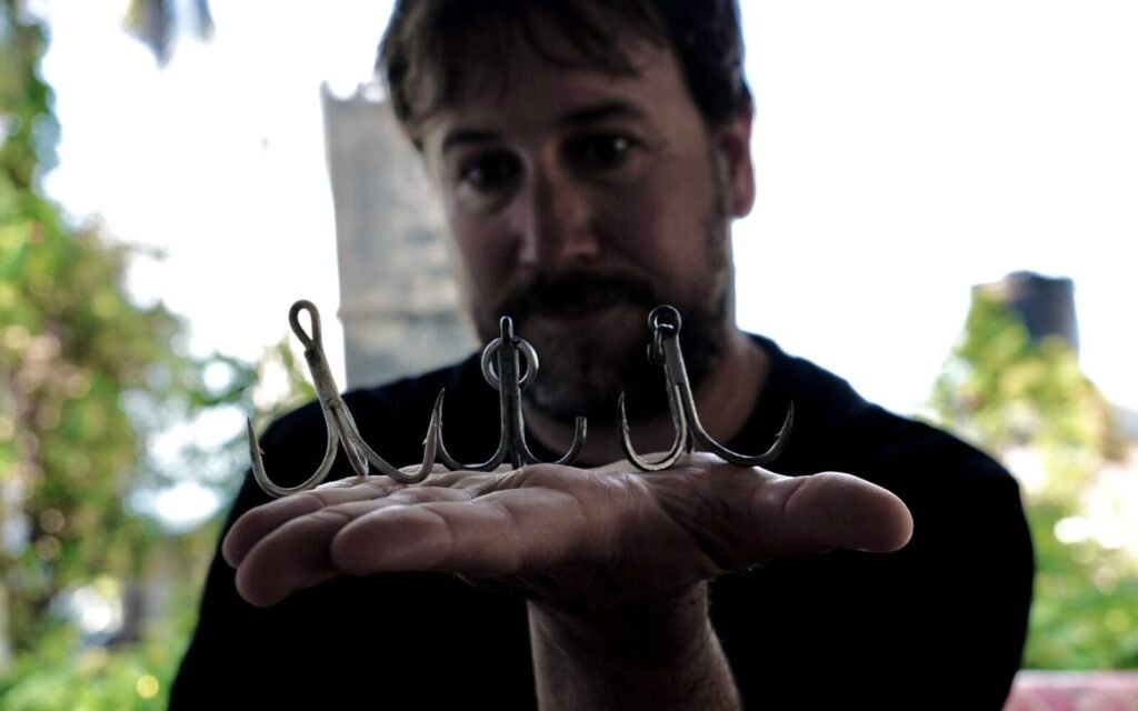 Lamu fishing GT bended hooks