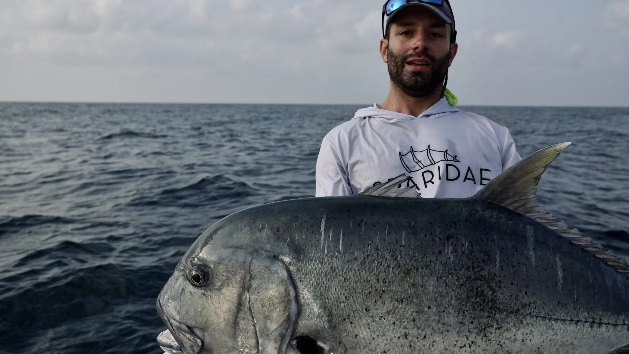 expediciones de pesca Sparidae — aguas remotas océano Índico